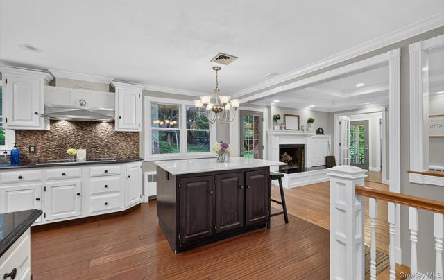 27 Longwood Drive, South Huntington, NY 11746
