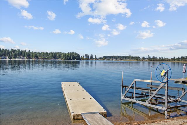 938 Yeoman Hall Road, Kalispell, MT 59901