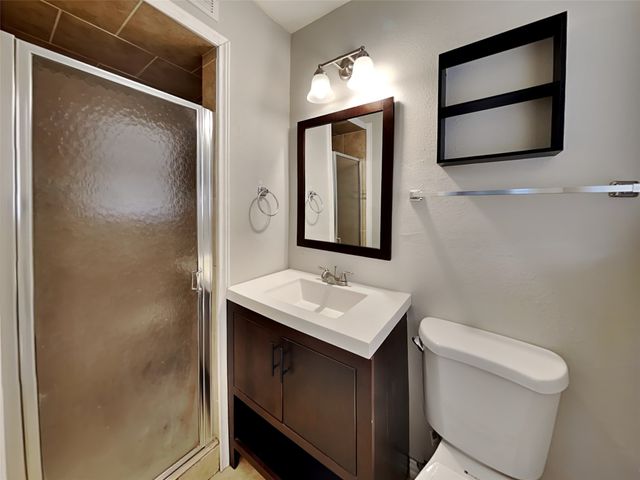 311 Lincolnshire Court, Irving, TX 75061