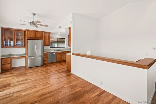 2033 FIESTA GLEN, Escondido, CA 92027