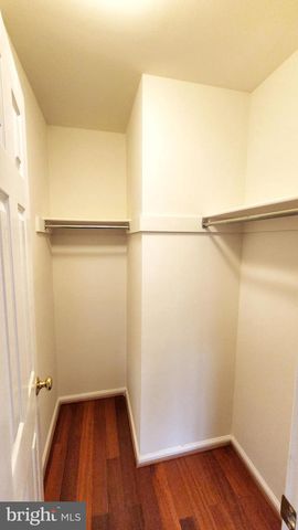 20969 KITTANNING LN, Ashburn, VA 20147