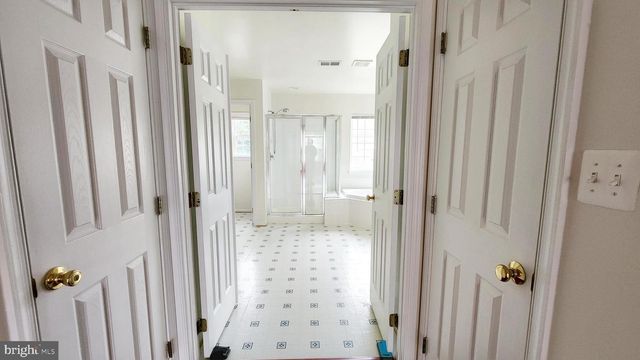 20969 KITTANNING LN, Ashburn, VA 20147