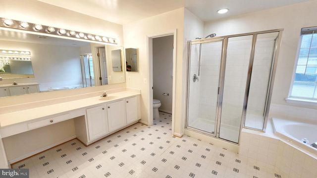 20969 KITTANNING LN, Ashburn, VA 20147