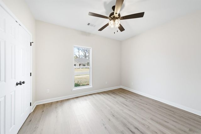 20 Wolfsbridge Loop, Cabot, AR 72023