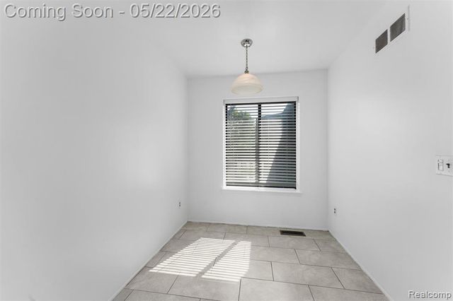 32105 W 12 Mile Road, Farmington, MI 48334