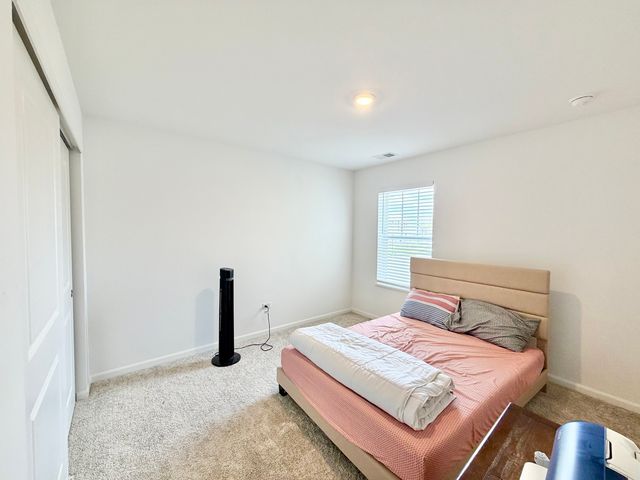331 Red Oak Circle 304, Volo, IL 60020