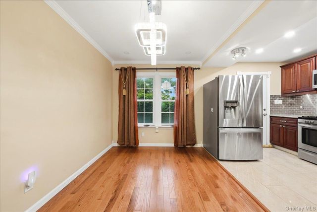 2927 Grand Avenue 16, Baldwin, NY 11510