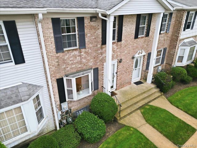 2927 Grand Avenue 16, Baldwin, NY 11510
