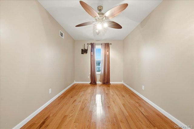 2927 Grand Avenue 16, Baldwin, NY 11510