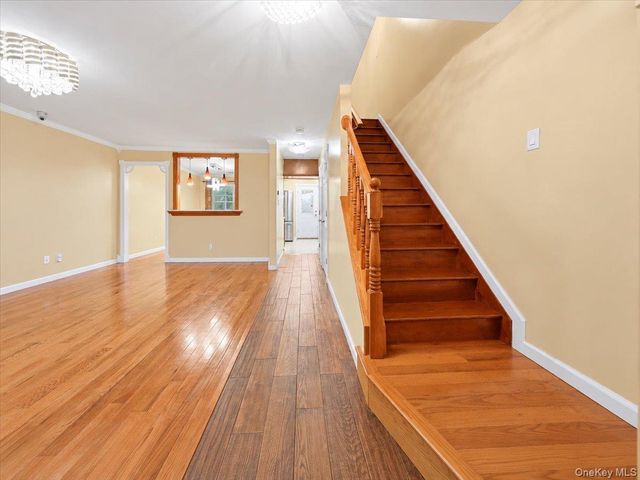 2927 Grand Avenue 16, Baldwin, NY 11510