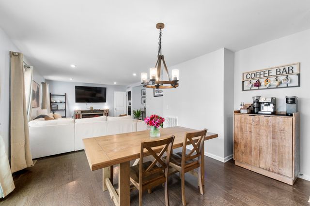 3410 Woodcrest Ct, Columbia, TN 38401