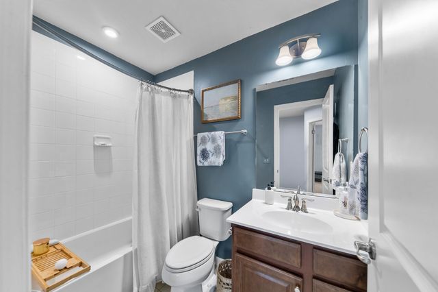 3410 Woodcrest Ct, Columbia, TN 38401