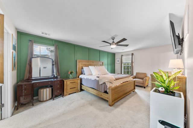 3410 Woodcrest Ct, Columbia, TN 38401