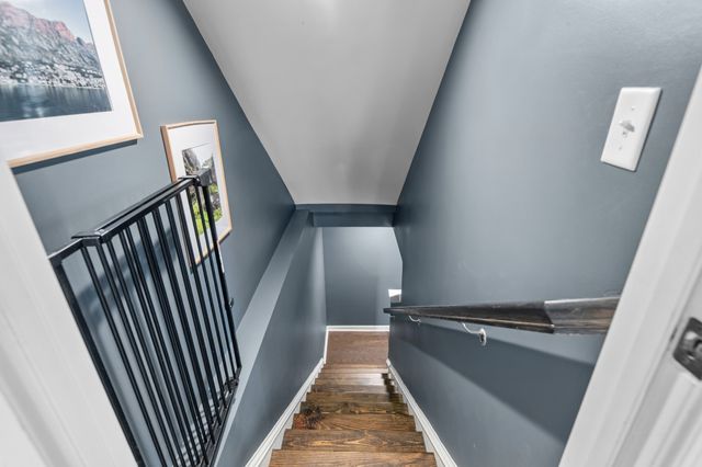 3410 Woodcrest Ct, Columbia, TN 38401