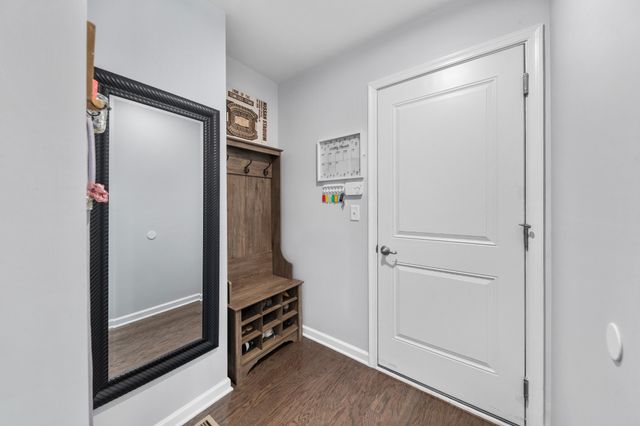 3410 Woodcrest Ct, Columbia, TN 38401