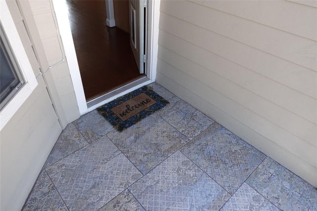 1006 E Temple Street, Houston, TX 77009