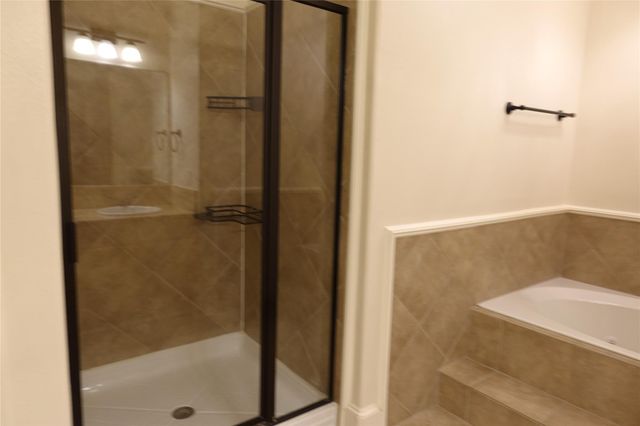 1006 E Temple Street, Houston, TX 77009