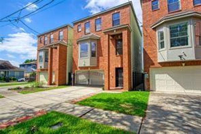 1006 E Temple Street, Houston, TX 77009