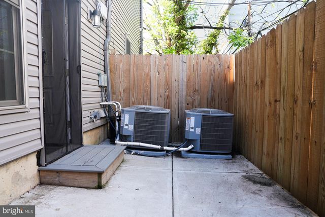 4107 W GIRARD AVE, Philadelphia, PA 19104