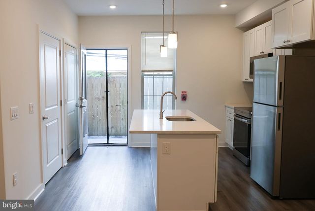 4107 W GIRARD AVE, Philadelphia, PA 19104