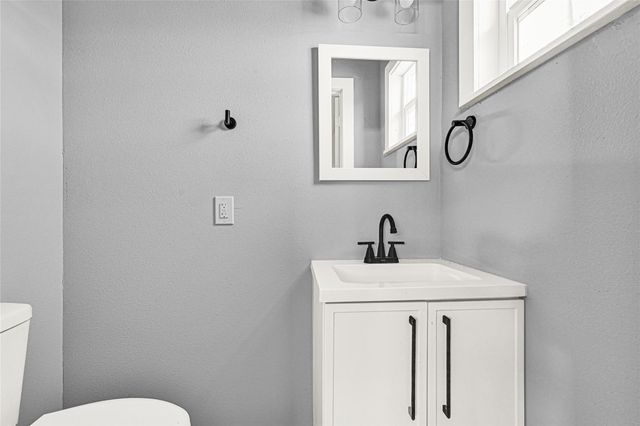 10705 Munn Street, Houston, TX 77029