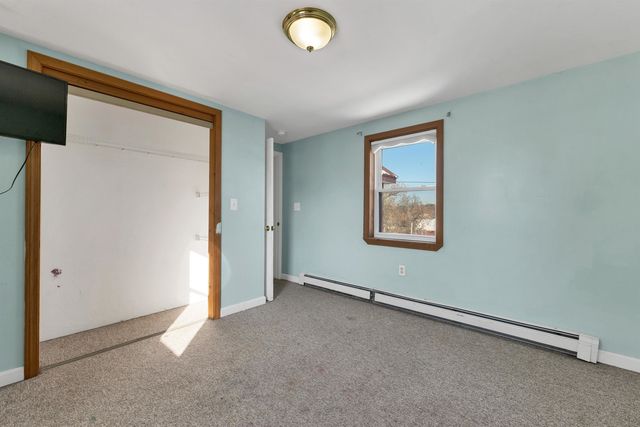 18 Jewett Street, Laconia, NH 03246