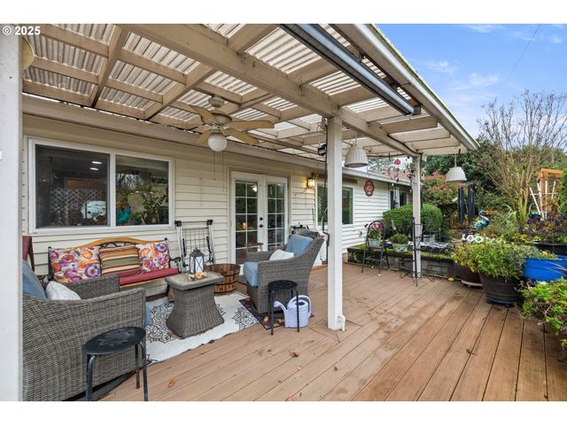 1811 Ne 149TH Ave, Portland, OR 97230