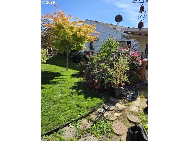 1811 Ne 149TH Ave, Portland, OR 97230