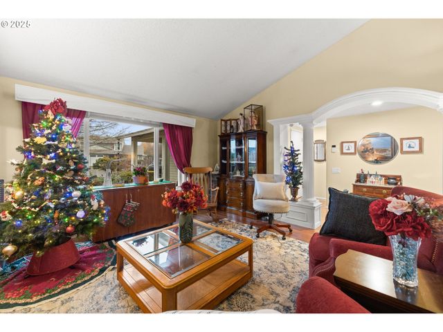 1811 Ne 149TH Ave, Portland, OR 97230