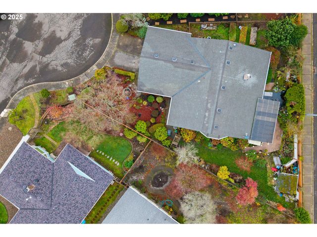 1811 Ne 149TH Ave, Portland, OR 97230