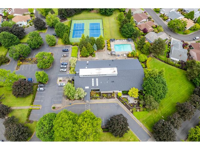 1811 Ne 149TH Ave, Portland, OR 97230