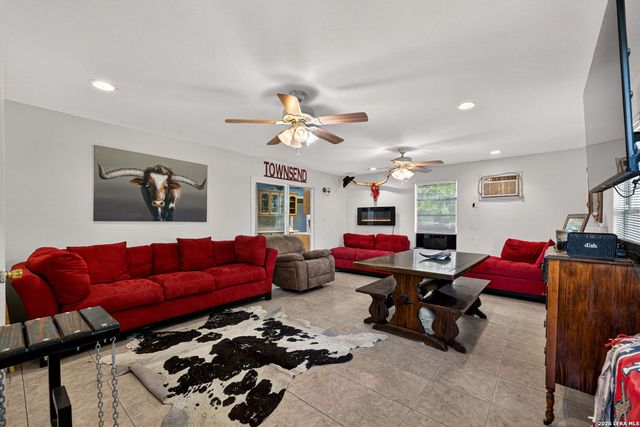 15505 Bradley, Atascosa, TX 78002