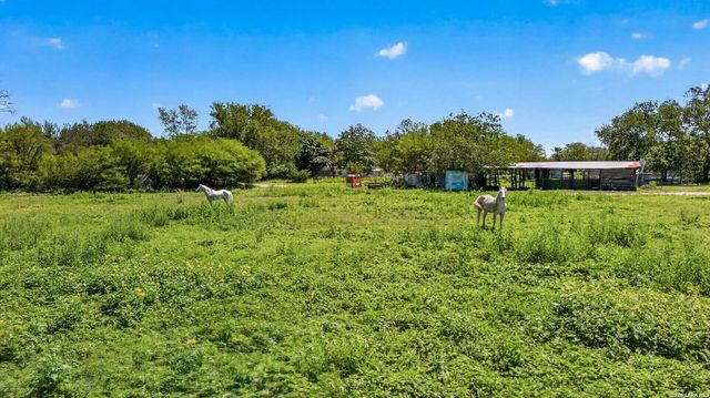 15505 Bradley, Atascosa, TX 78002