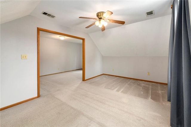 917 NW Winterset Street, Lee's Summit, MO 64081