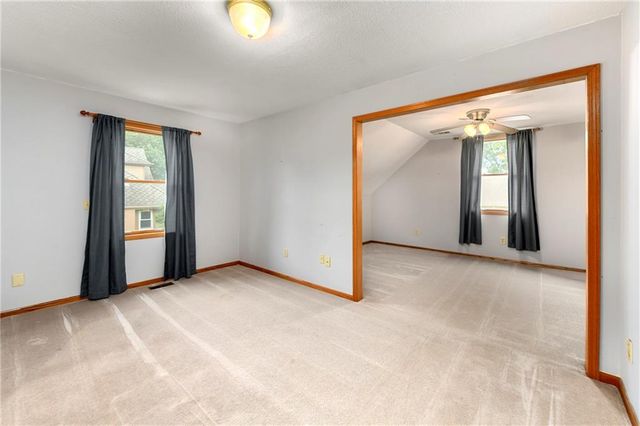 917 NW Winterset Street, Lee's Summit, MO 64081