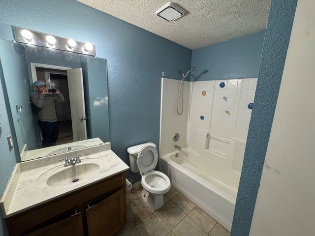 4821 Saint Thomas Place, Fort Worth, TX 76135