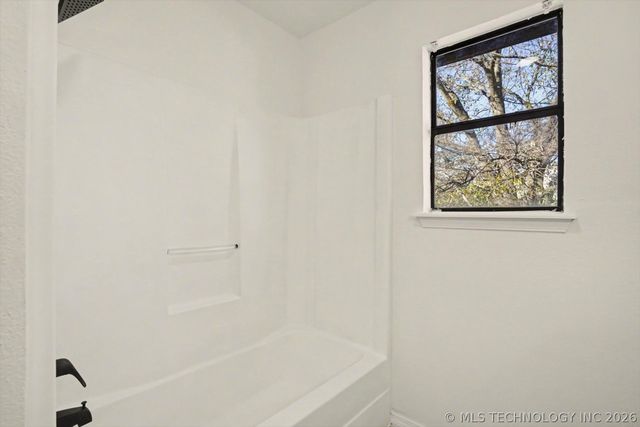 9240 S 95th East Avenue, Tulsa, OK 74133