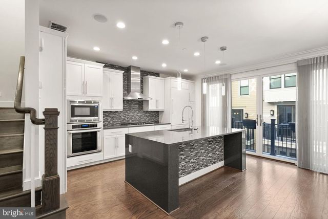 1508 16TH CT N, Arlington, VA 22209