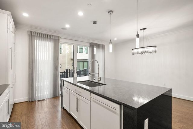 1508 16TH CT N, Arlington, VA 22209