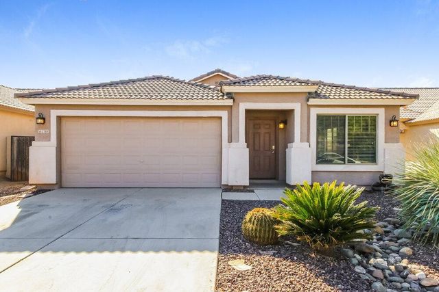 2783 E Cowboy Cove Trail, San Tan Valley, AZ 85143