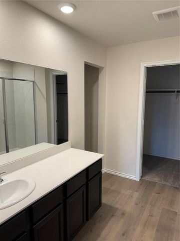 2335 Gardenia Lane, Pilot Point, TX 76258