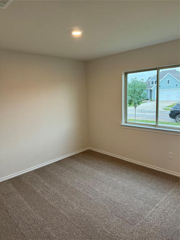 2335 Gardenia Lane, Pilot Point, TX 76258