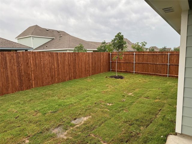 2335 Gardenia Lane, Pilot Point, TX 76258