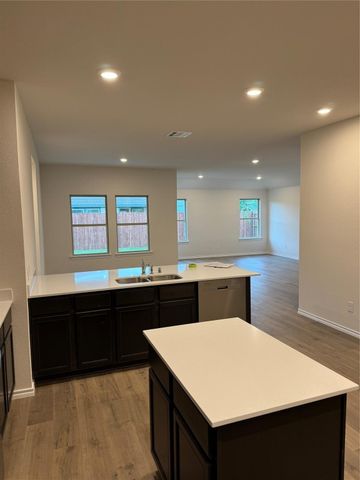 2335 Gardenia Lane, Pilot Point, TX 76258