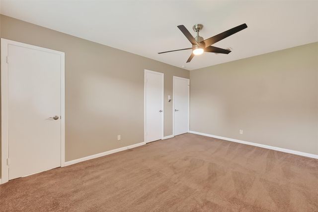 12002 Hillcroft Avenue, Houston, TX 77035