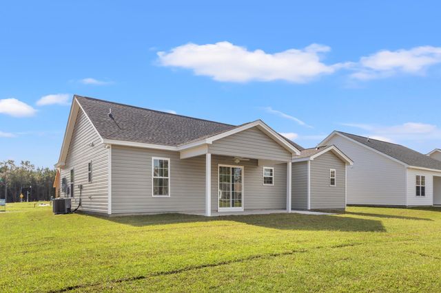 14 Bennington Ct, Georgetown, SC 29440