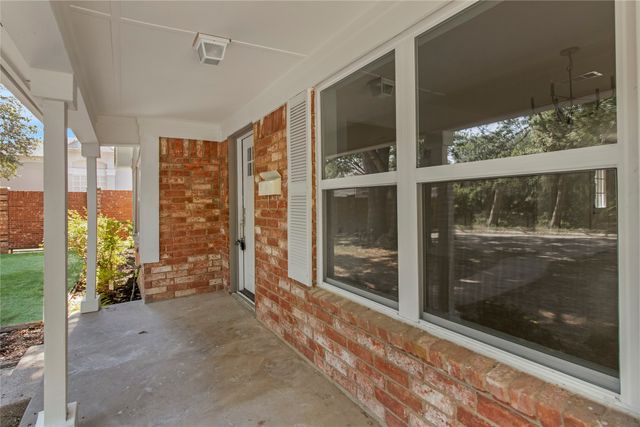 7358 Winnell Way, North Richland Hills, TX 76180