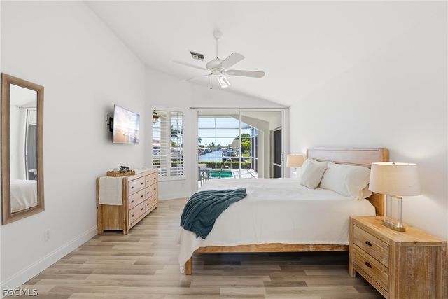 828 SW 52nd ST, Cape Coral, FL 33914