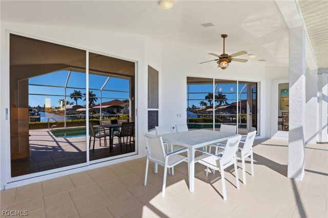 828 SW 52nd ST, Cape Coral, FL 33914