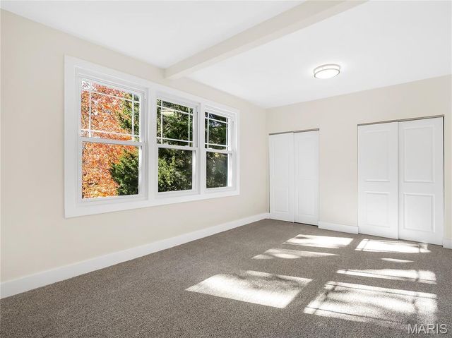 633 N Forest Avenue, Webster Groves, MO 63119